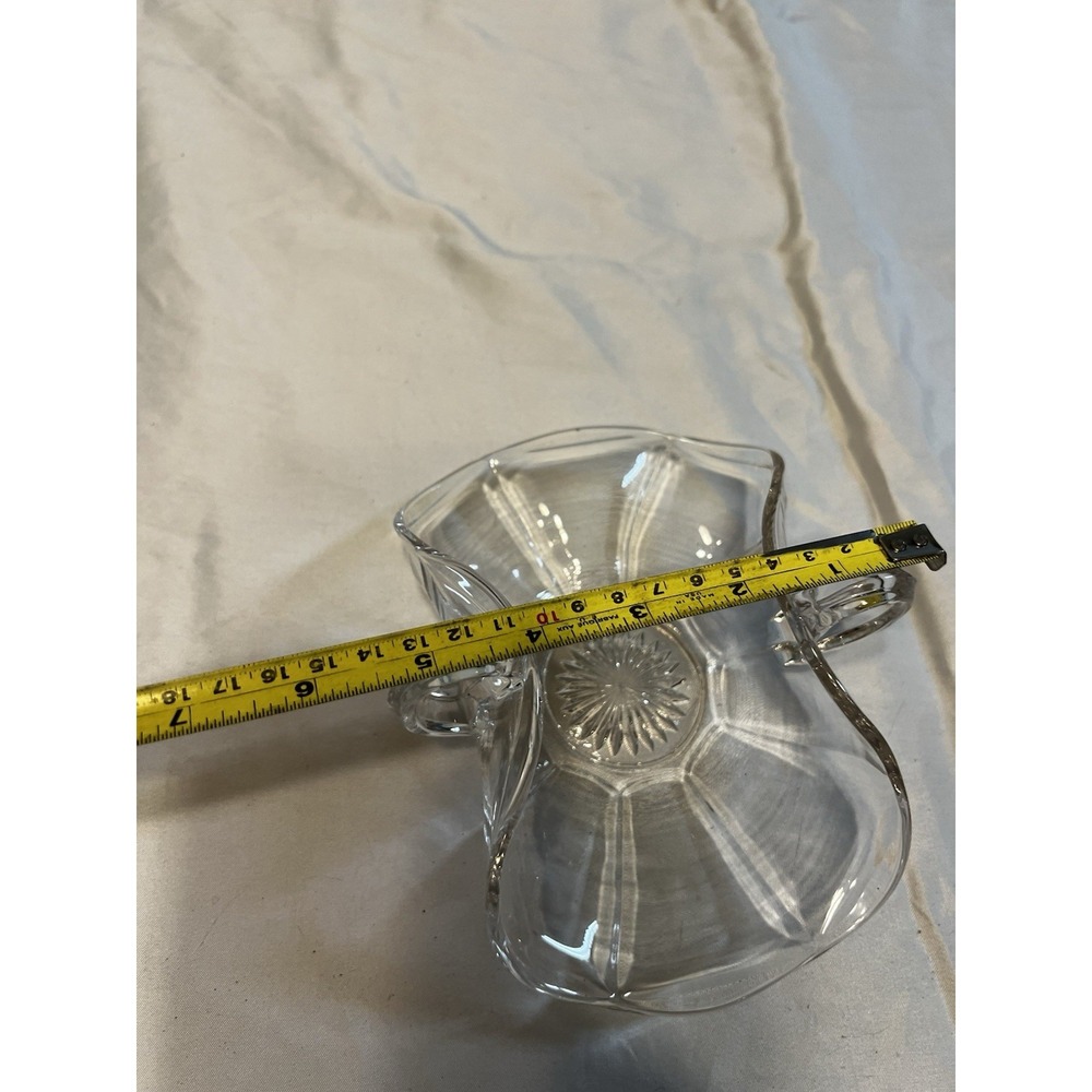 Vintage Clear Pressed Glass Bonbon Dish Double Handled Scalloped Candy Bowl 7in - Picture 5 of 6